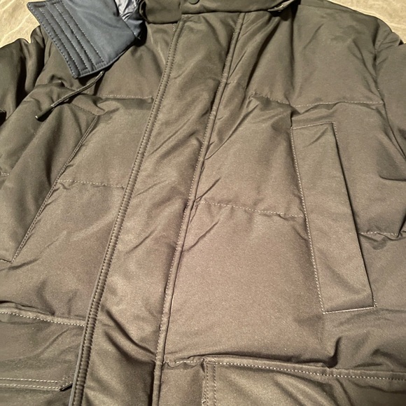 Hugo Boss parka - Picture 6 of 9
